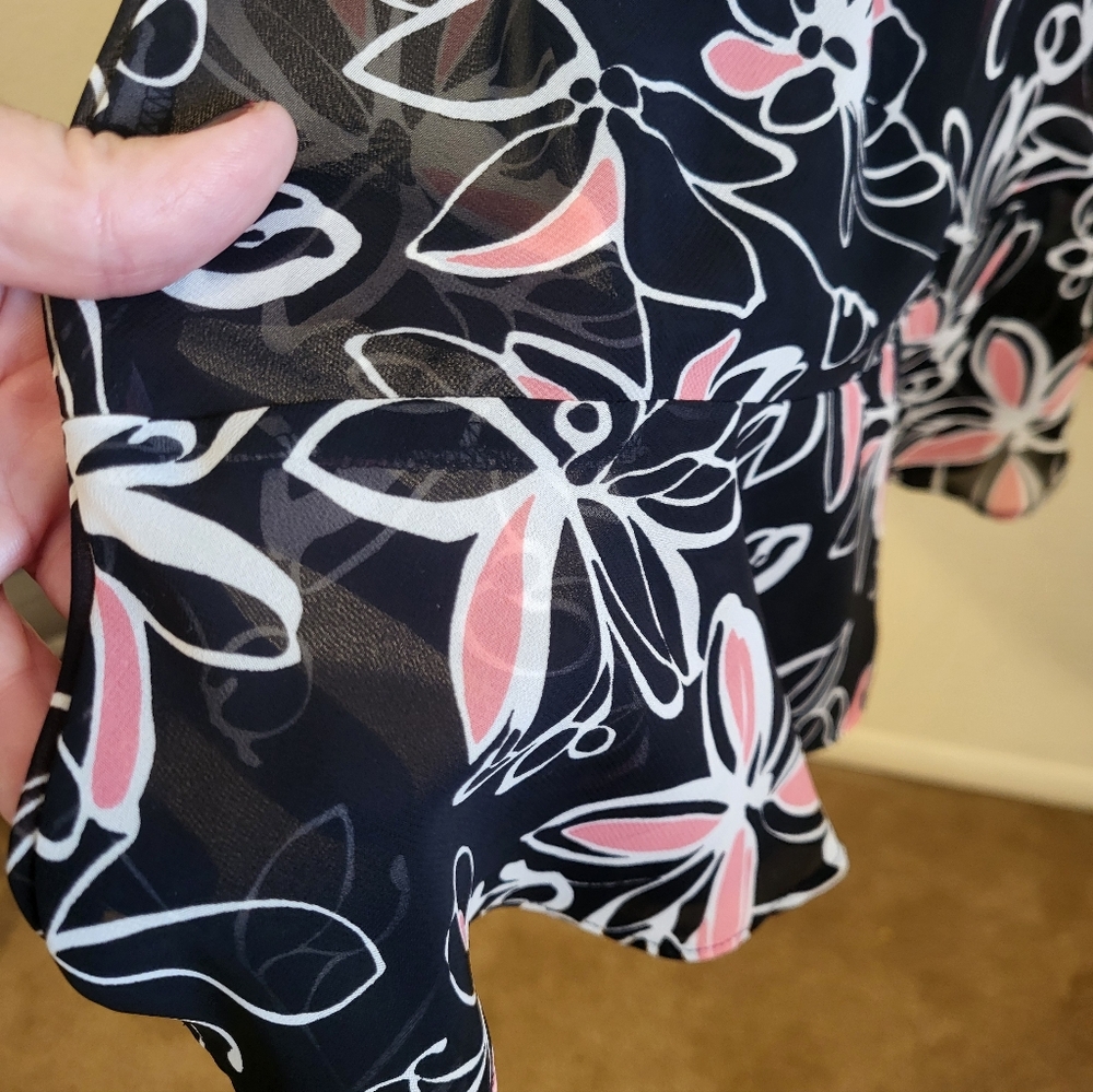 East 5th Floral Black and Pink Women's Maxi Skirt. Size 10 - Picture 5 of 13
